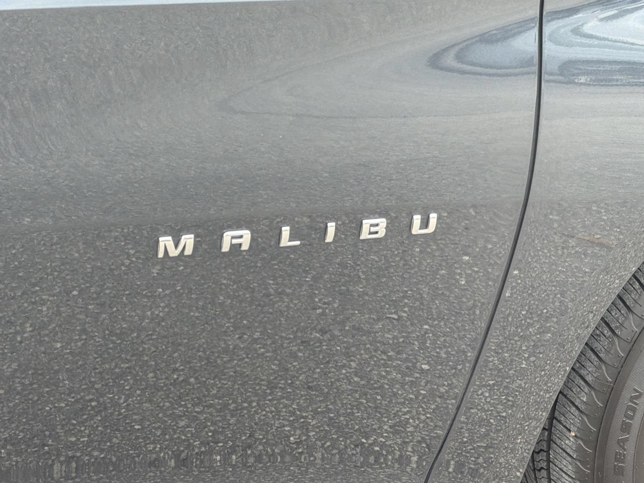 Used 2021 Chevrolet Malibu LS FWD image 9
