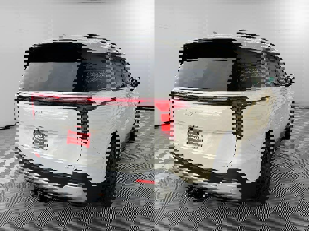 New 2026 Kia Carnival EX image 4