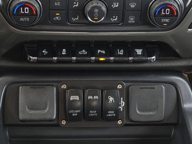 Used 2019 Chevrolet Silverado 2500 High Country AWD/4WD image 19
