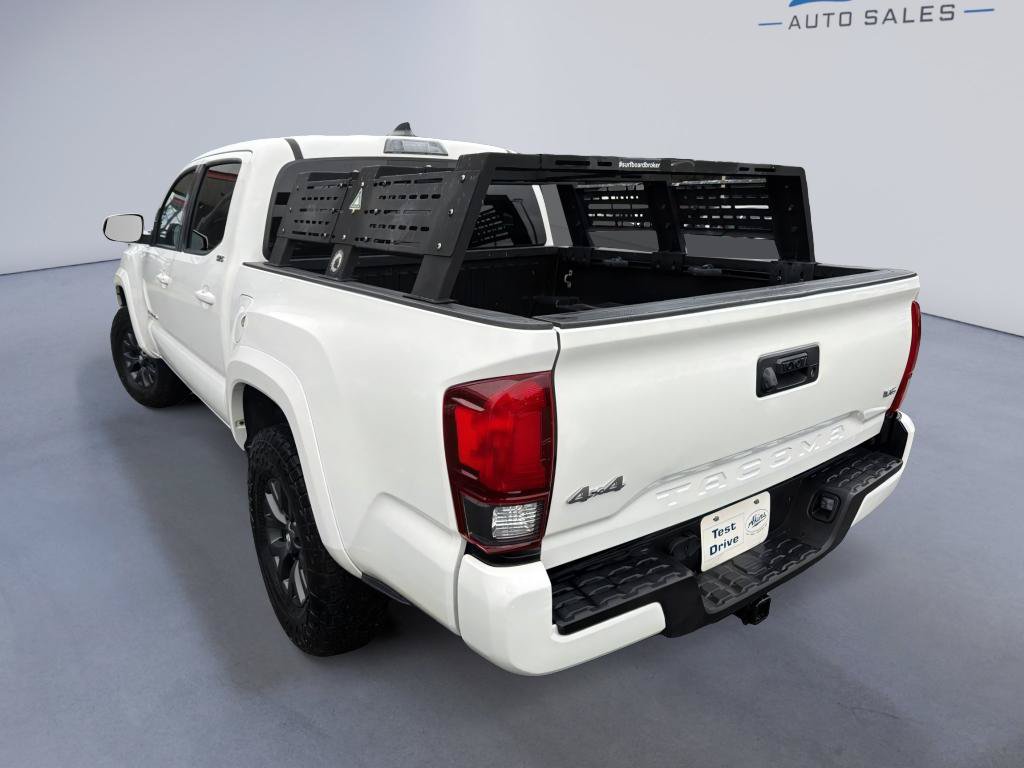 Used 2021 Toyota Tacoma SR5 w/ Technology Package AWD/4WD image 3
