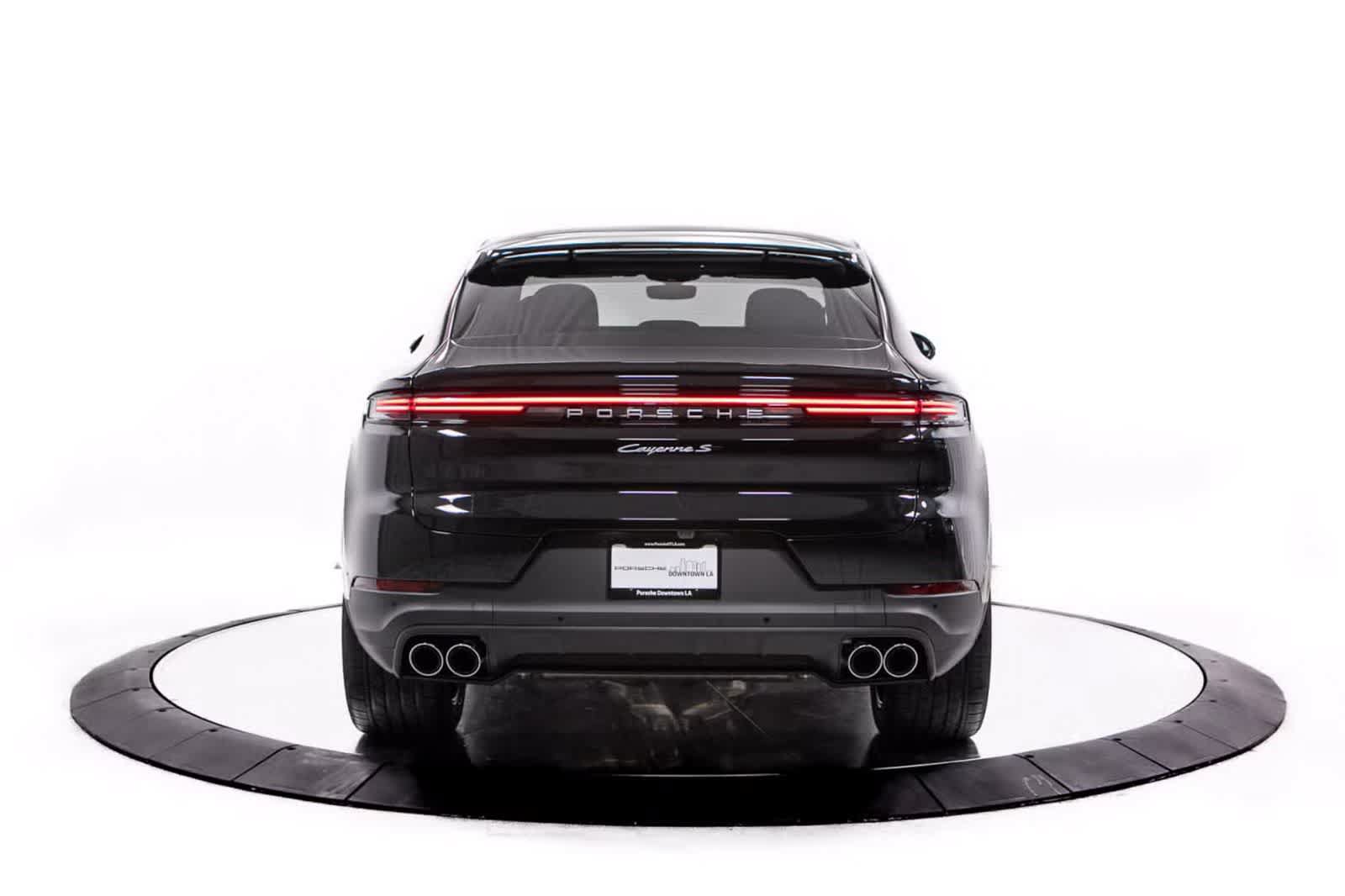 Certified 2026 Porsche Cayenne S AWD/4WD image 6