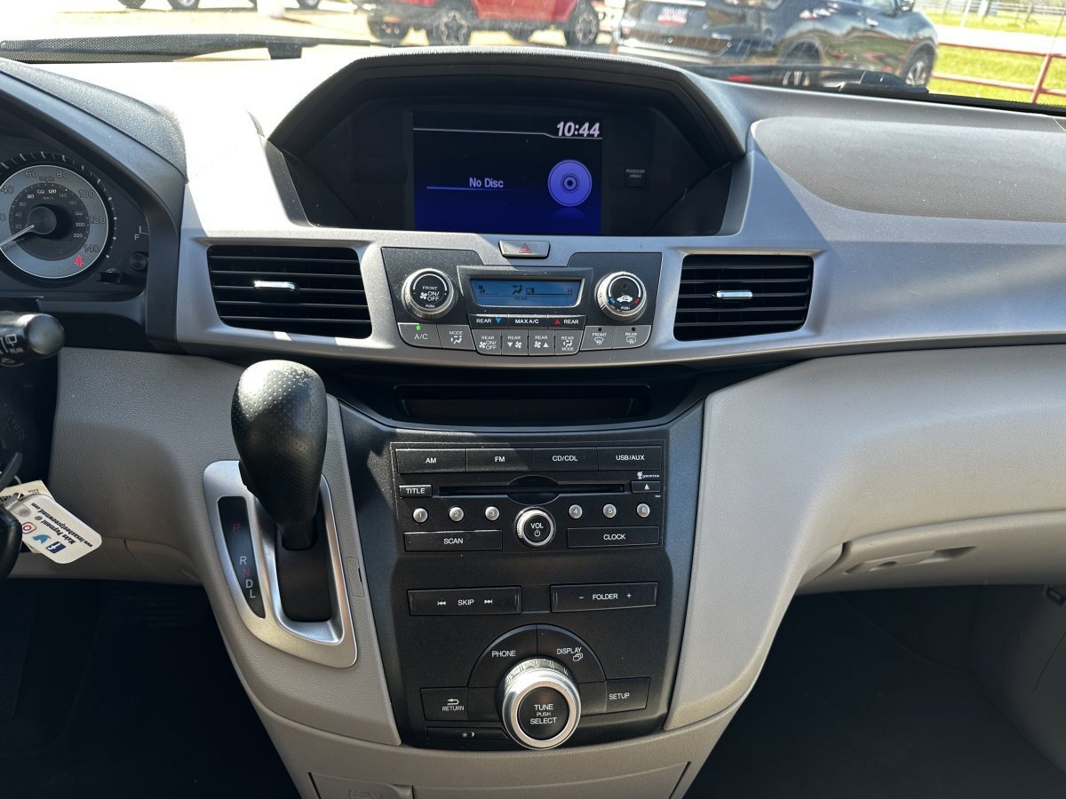 Used 2013 Honda Odyssey LX image 19