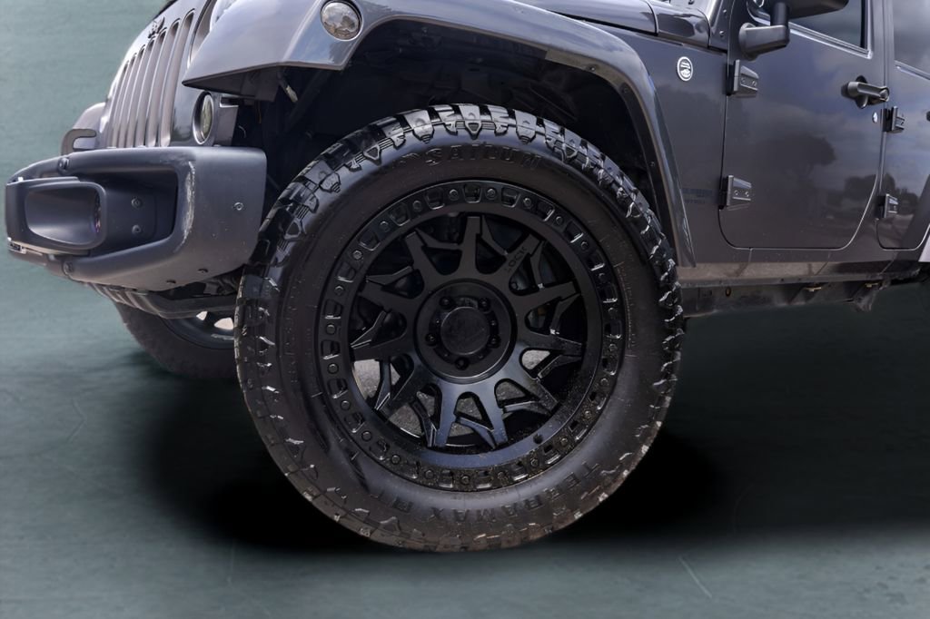 Used 2018 Jeep Wrangler Unlimited Sport AWD/4WD image 4