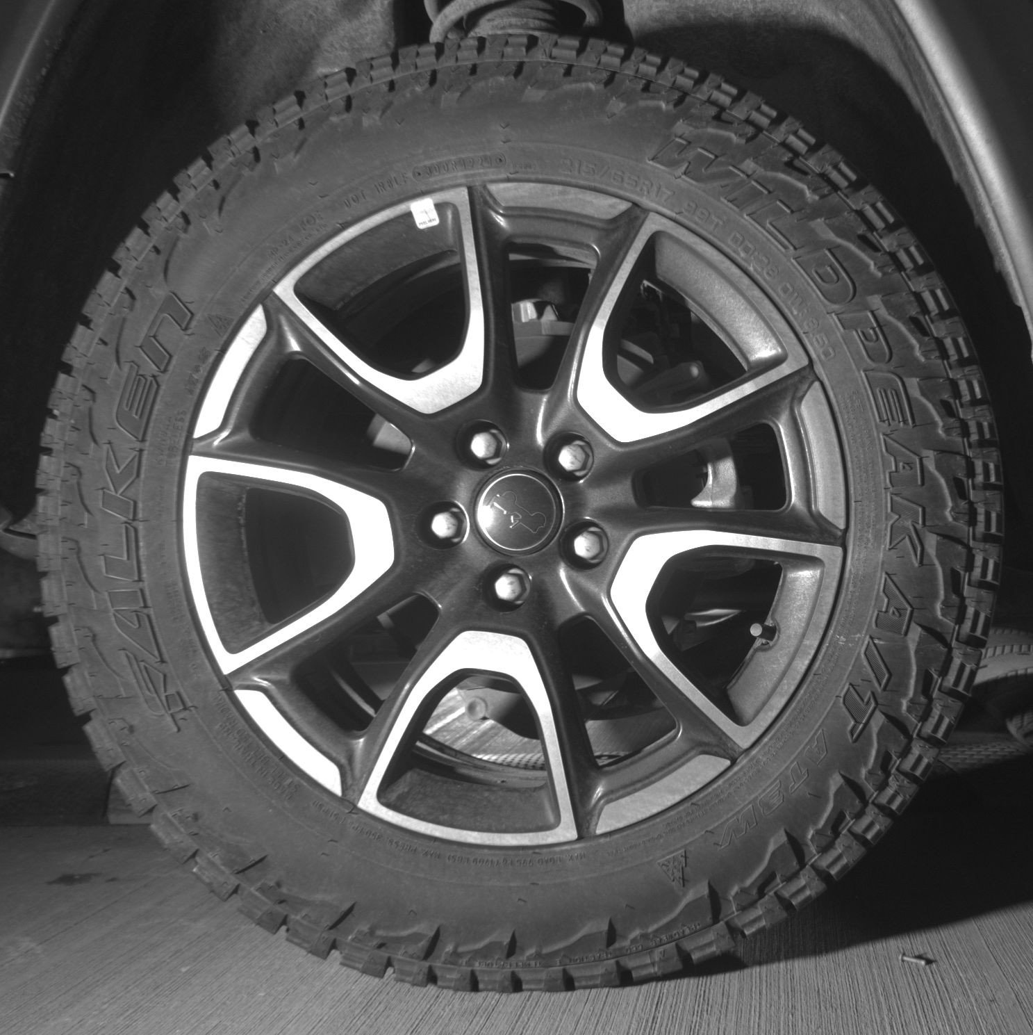 Used 2025 Jeep Compass Trailhawk AWD/4WD image 15