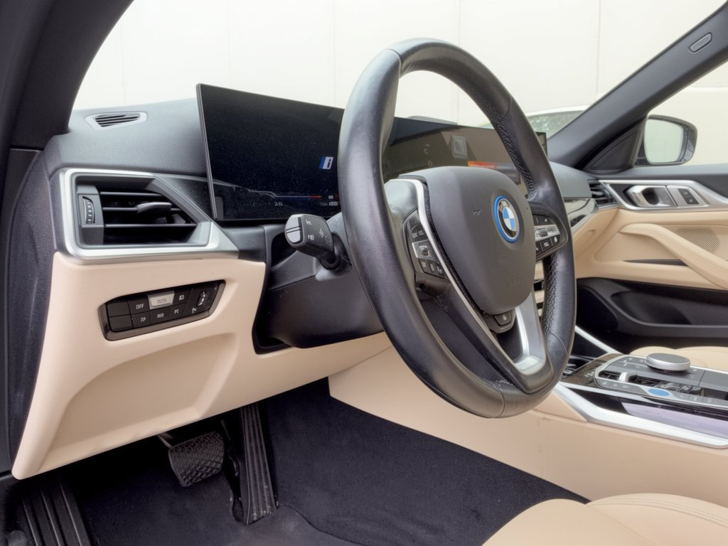 Certified 2024 BMW i4 eDrive40 w/ Premium Package RWD image 4