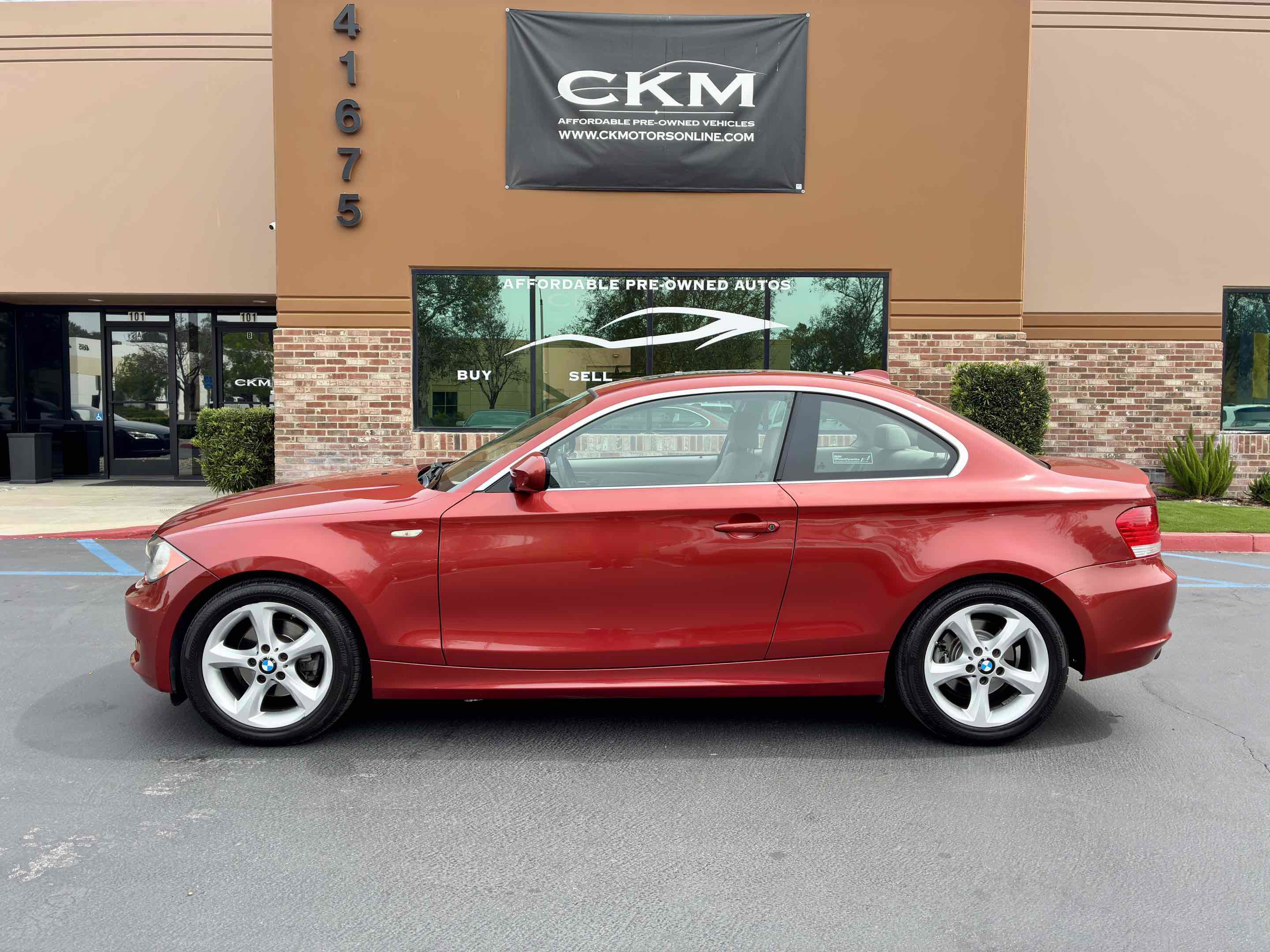 Used 2010 BMW 128i Coupe RWD image 3
