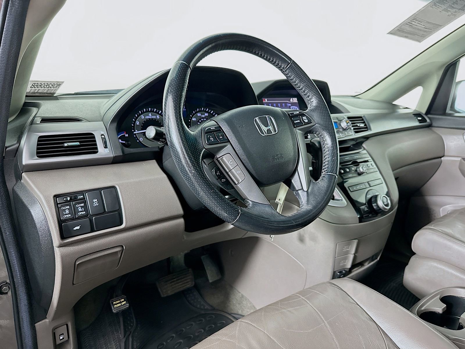 Used 2011 Honda Odyssey EX-L image 9
