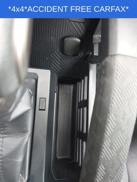 Used 2024 Toyota Tacoma SR5 image 45