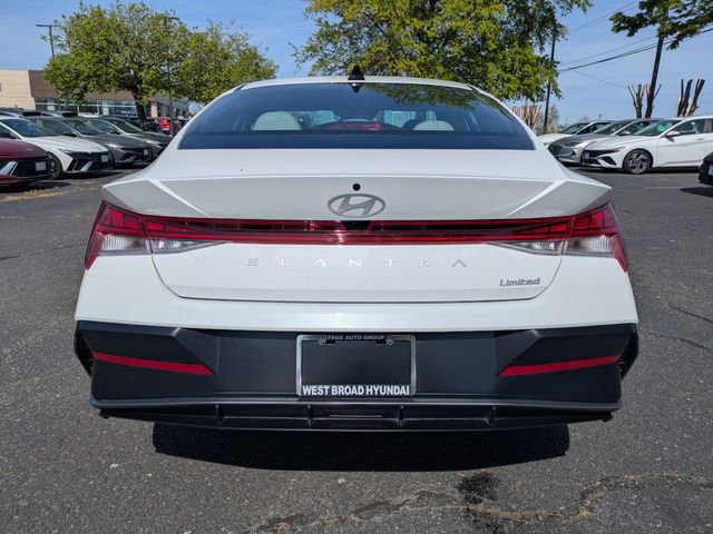 Certified 2025 Hyundai Elantra Limited FWD image 5