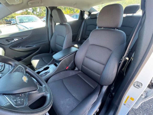 Used 2021 Chevrolet Malibu LS w/ Driver Confidence Package II image 10