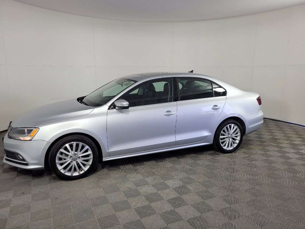 Used 2016 Volkswagen Jetta SEL FWD image 5