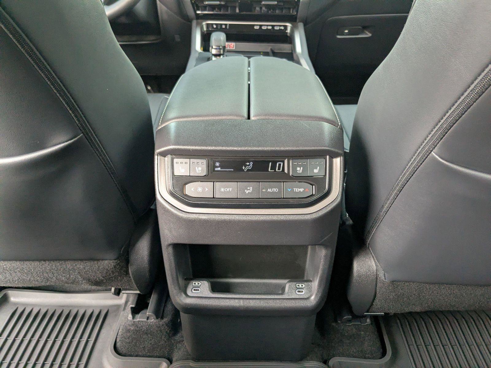 Certified 2025 Lexus TX 350 AWD w/ Technology Package image 17