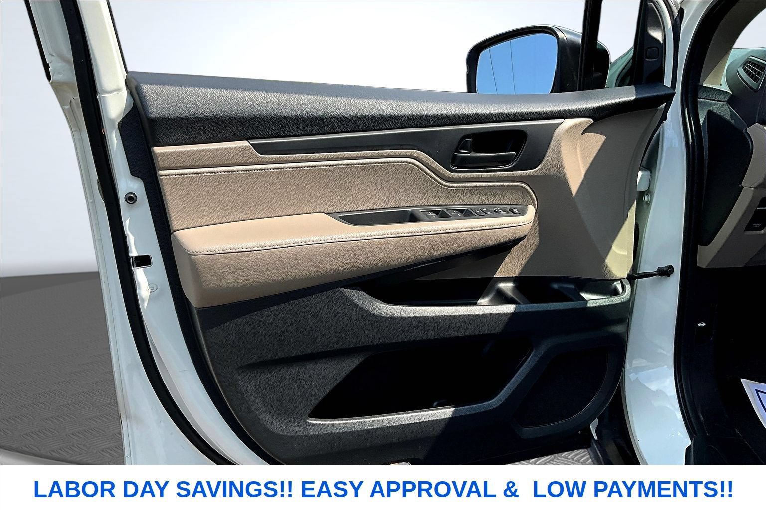 Used 2018 Honda Odyssey EX image 17