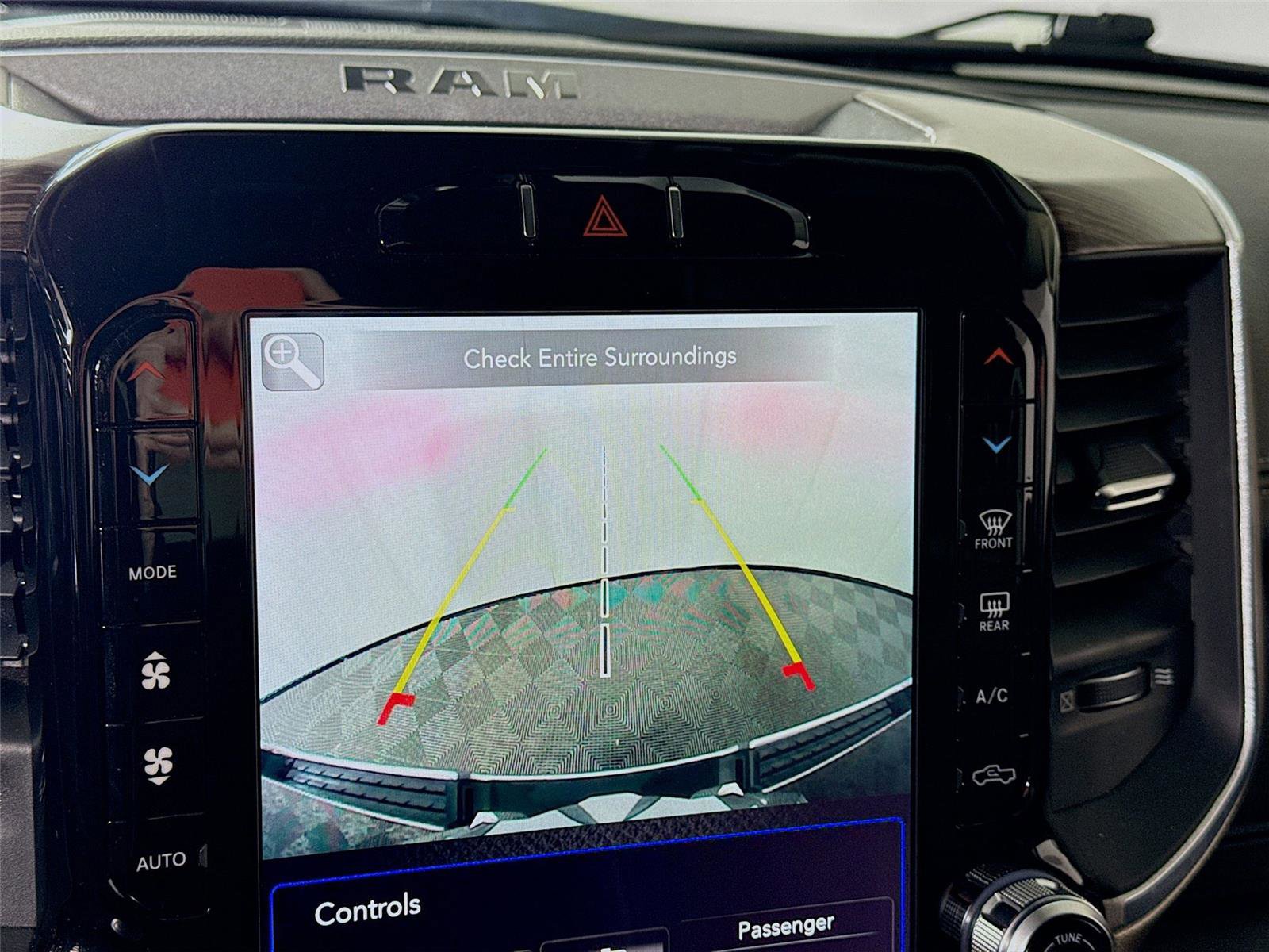 Used 2019 RAM 1500 Laramie image 8