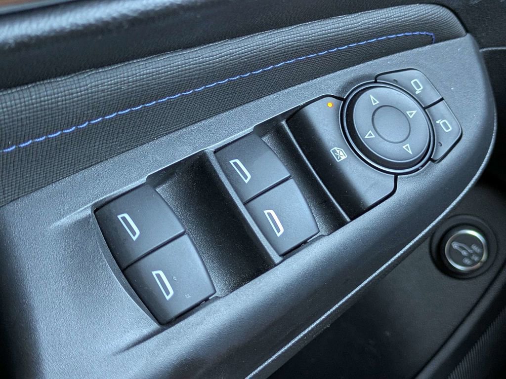 Used 2024 Buick Envista Sport Touring w/ Convenience I Package FWD image 24