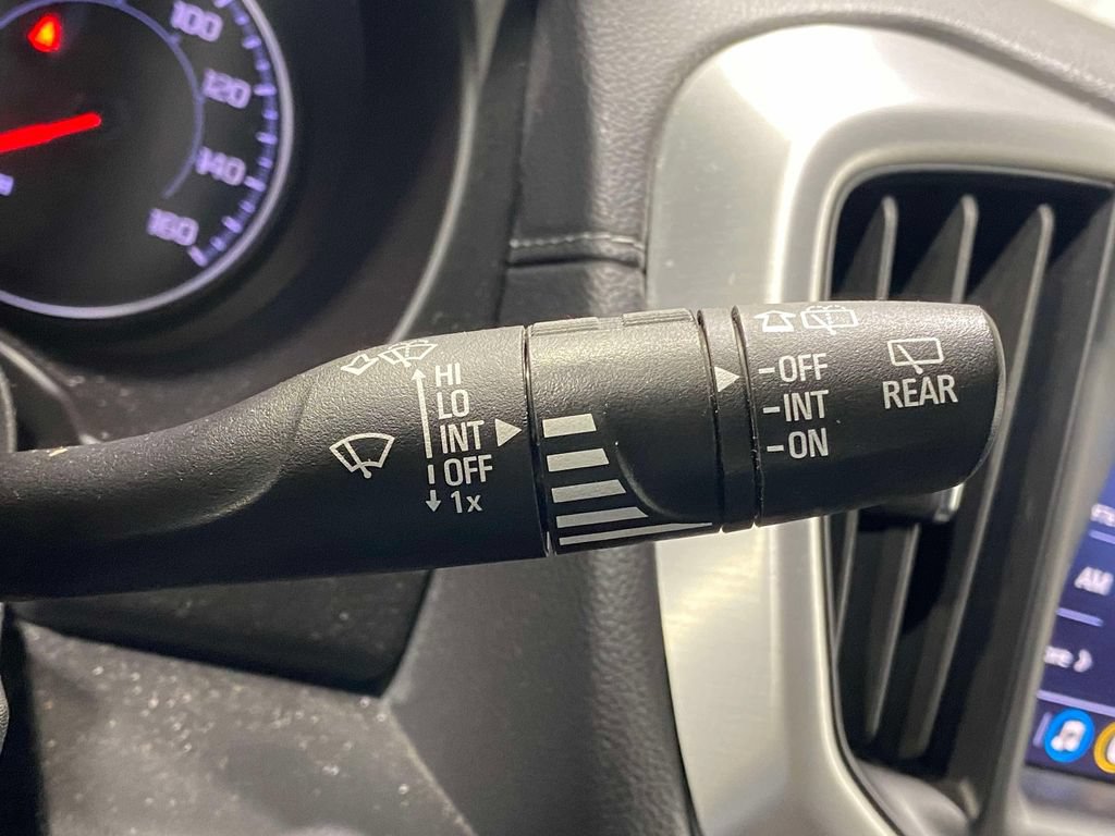 Used 2024 GMC Terrain SLT FWD image 25