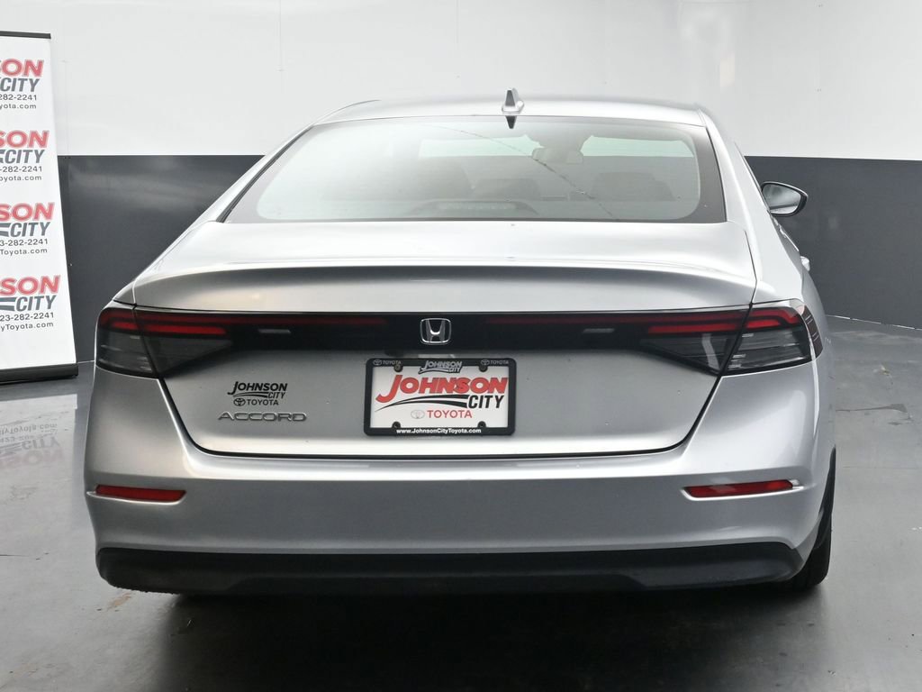 Used 2024 Honda Accord EX image 8