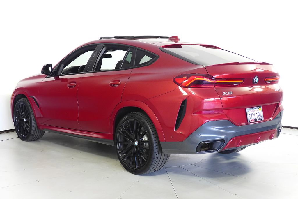 Used 2022 BMW X6 xDrive40i w/ M Sport Package image 9