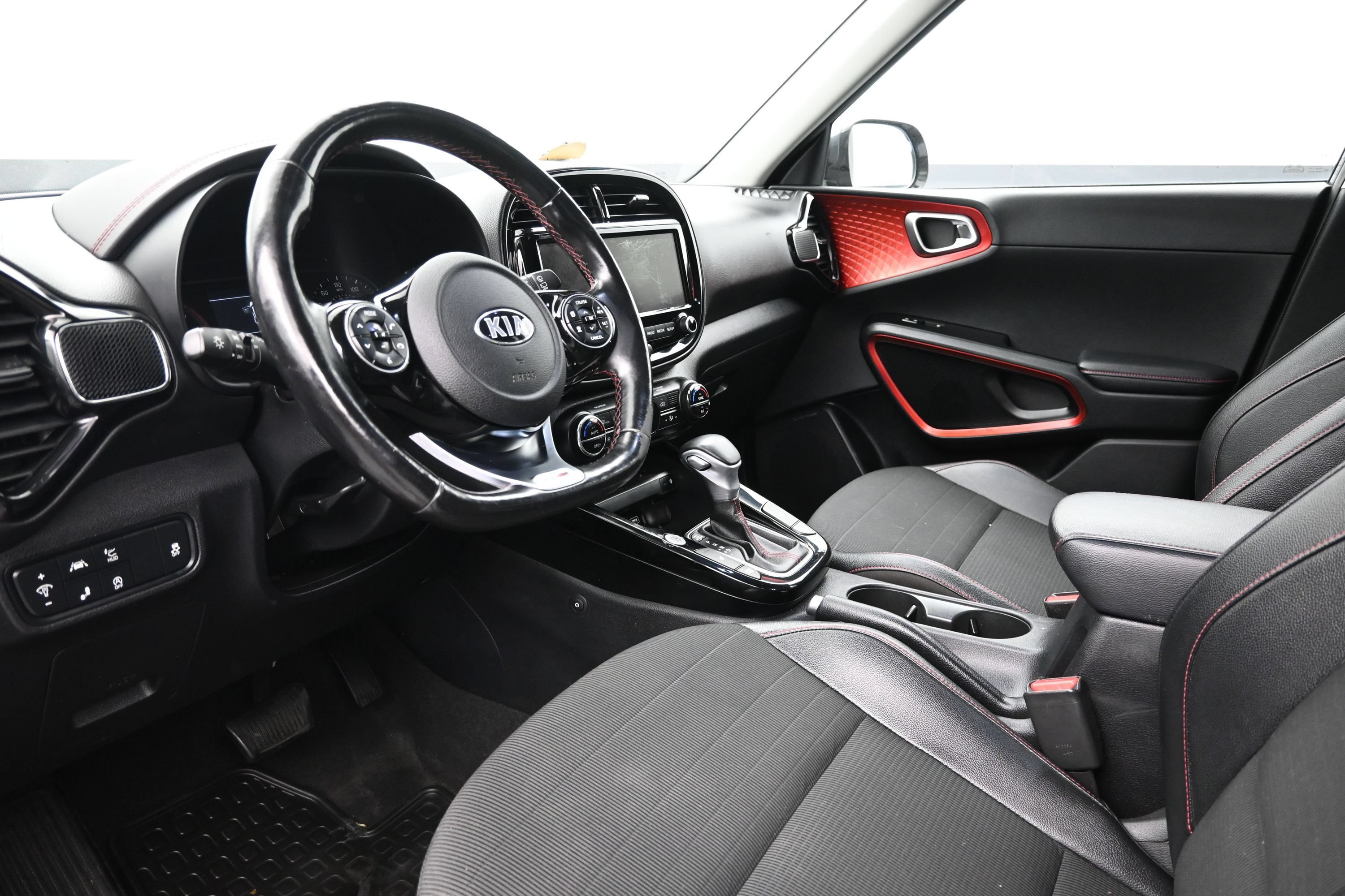 Used 2020 Kia Soul GT-Line Turbo FWD image 10