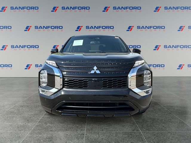 Used 2023 Mitsubishi Outlander SE image 8