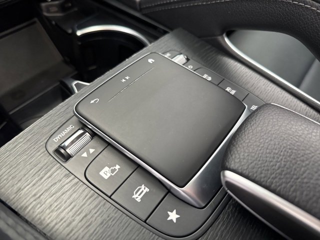 Used 2022 Mercedes-Benz GLE 350 4MATIC w/ AMG Line Exterior image 26