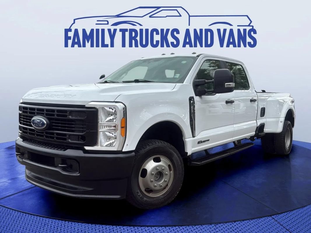Used 2024 Ford F350 XL AWD/4WD image 1