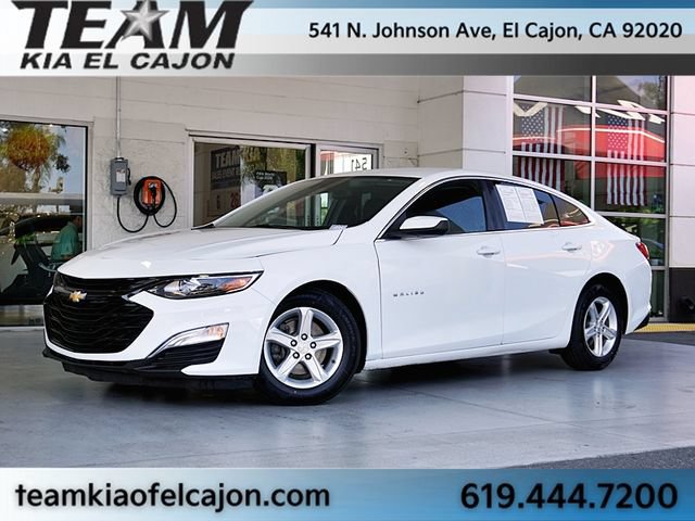 Used 2020 Chevrolet Malibu LS w/ Driver Confidence Package II FWD image 2