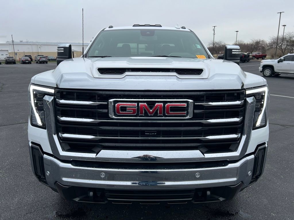 Used 2025 GMC Sierra 2500 SLT w/ SLT Convenience Package image 6