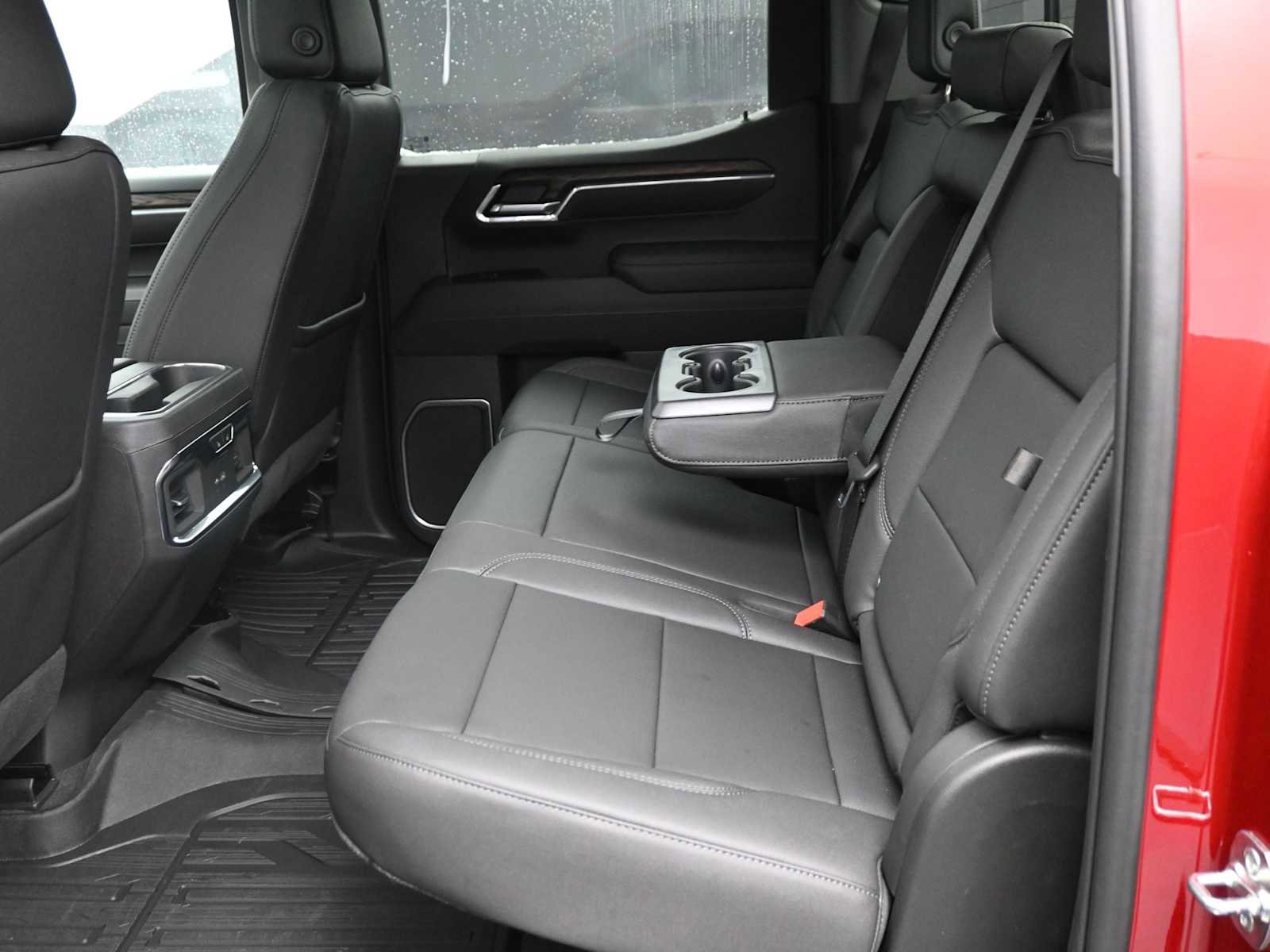 Used 2026 GMC Sierra 1500 SLT w/ SLT Premium Plus Package image 11