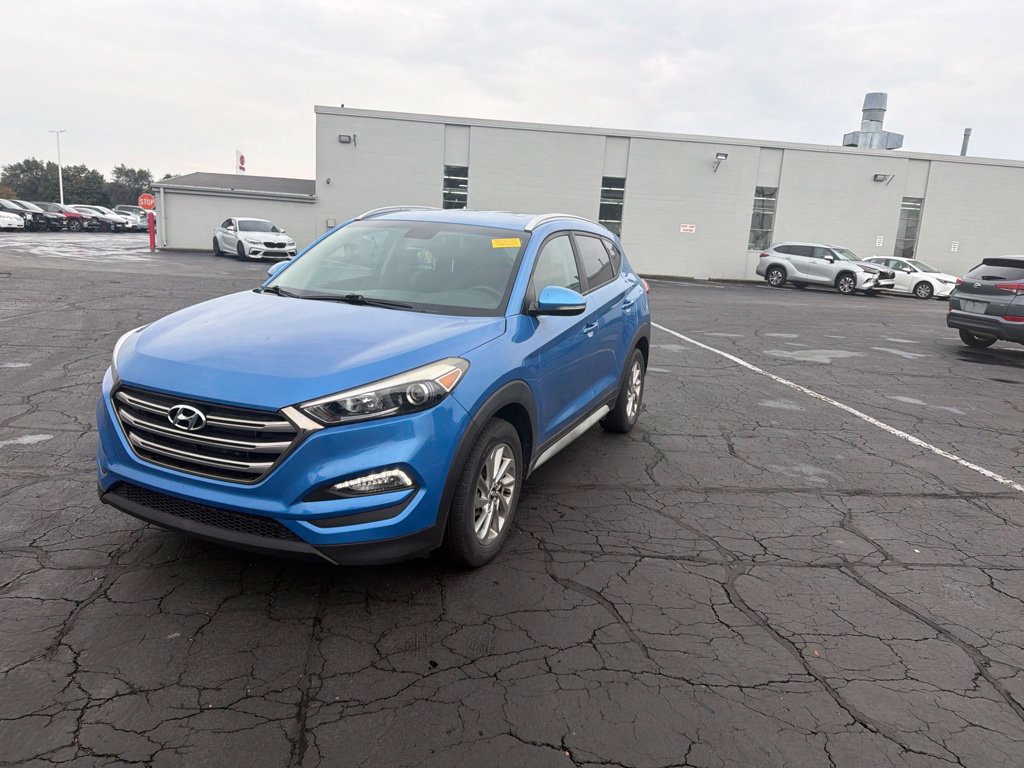 Used 2017 Hyundai Tucson SE Plus FWD image 2