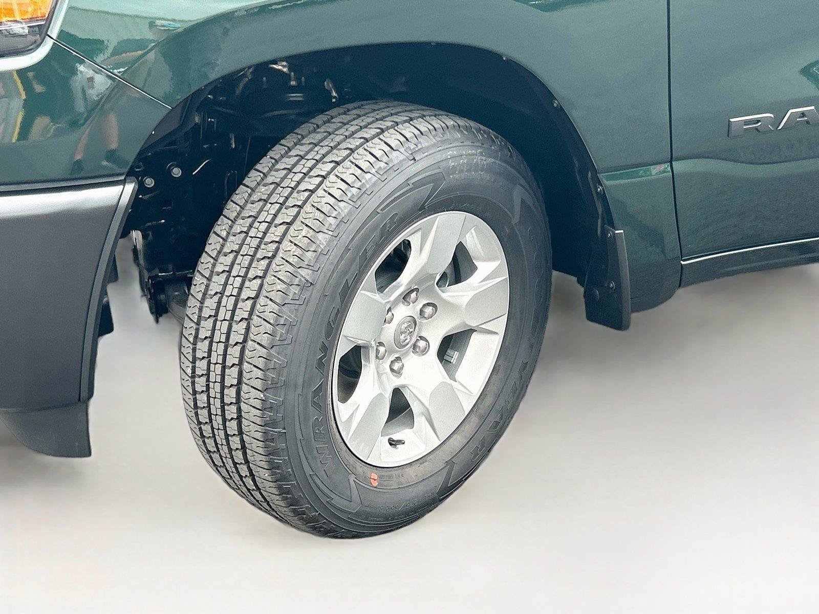New 2026 RAM 1500 Tradesman AWD/4WD image 36