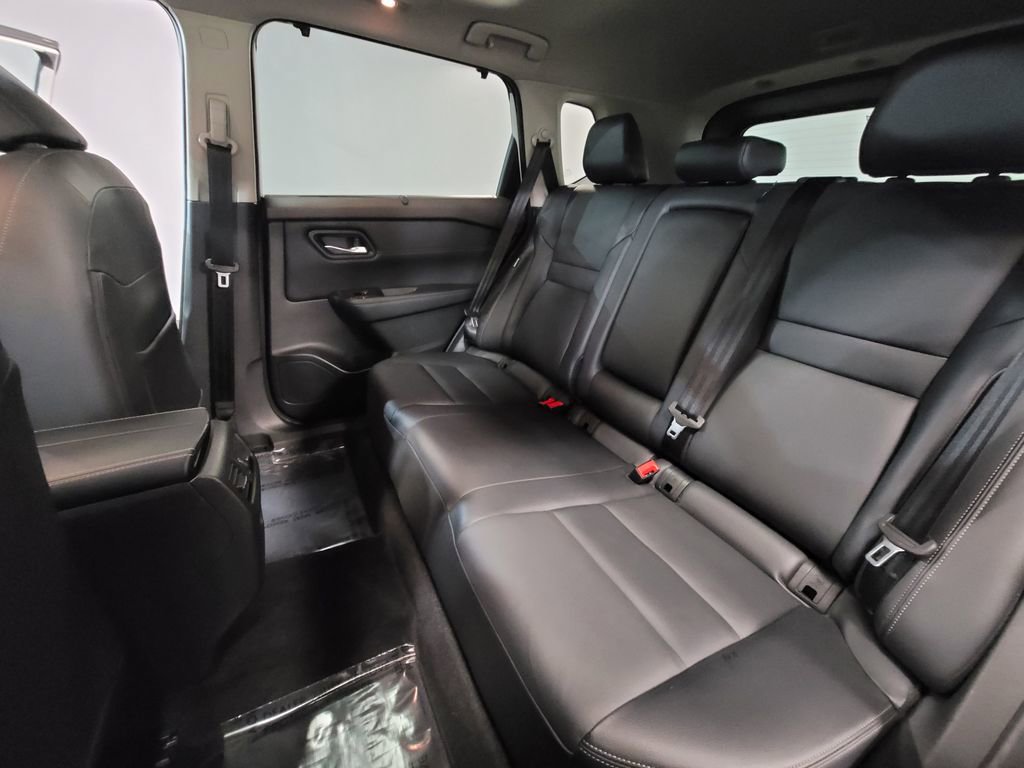 Certified 2023 Nissan Rogue SL w/ SL Premium Package image 10