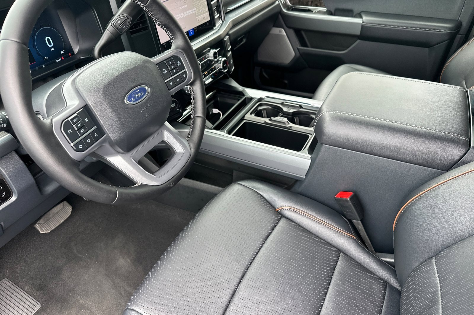 New 2025 Ford F250 Lariat w/ Black Appearance Package image 10