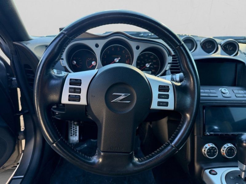 Used 2008 Nissan 350Z Grand Touring image 12