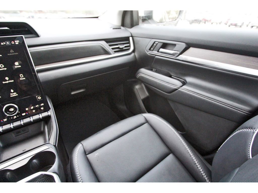 Used 2026 GMC Terrain Denali image 13