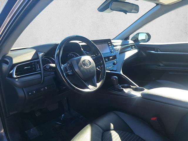 Used 2023 Toyota Camry SE image 9