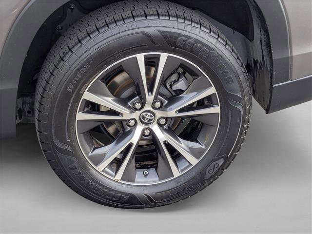Used 2019 Toyota Highlander Plus image 24