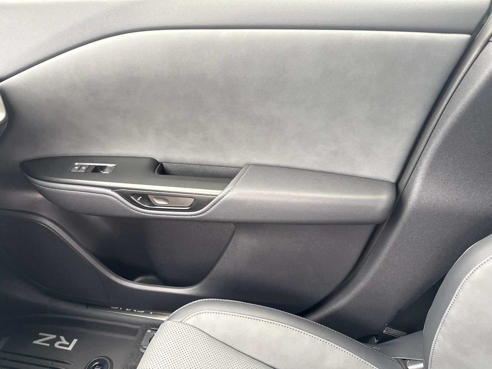 New 2026 Lexus RZ 350e 2WD image 21