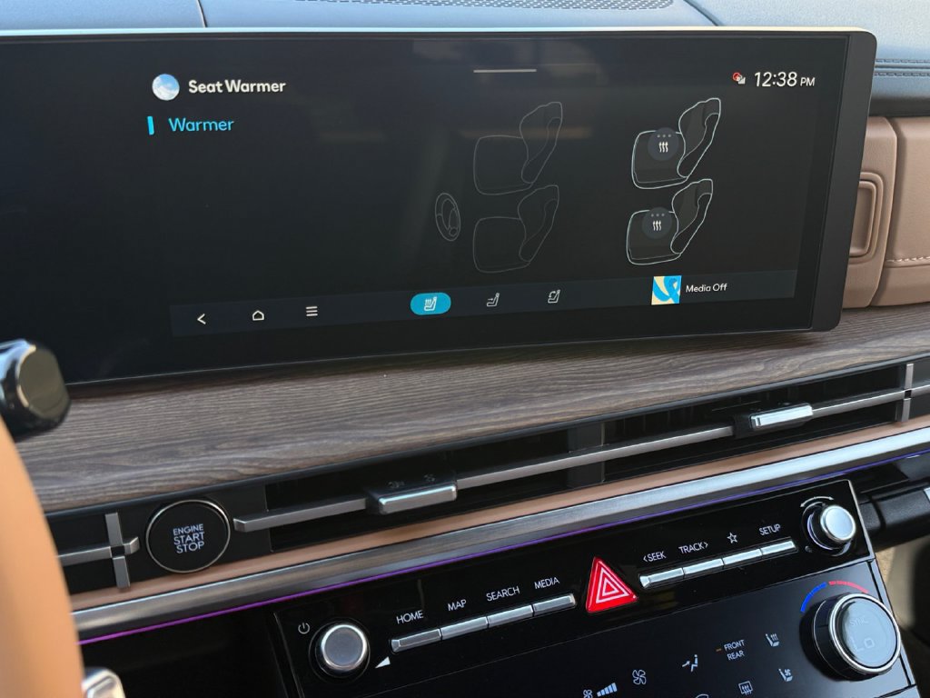 New 2027 Hyundai Santa Fe Limited FWD image 14