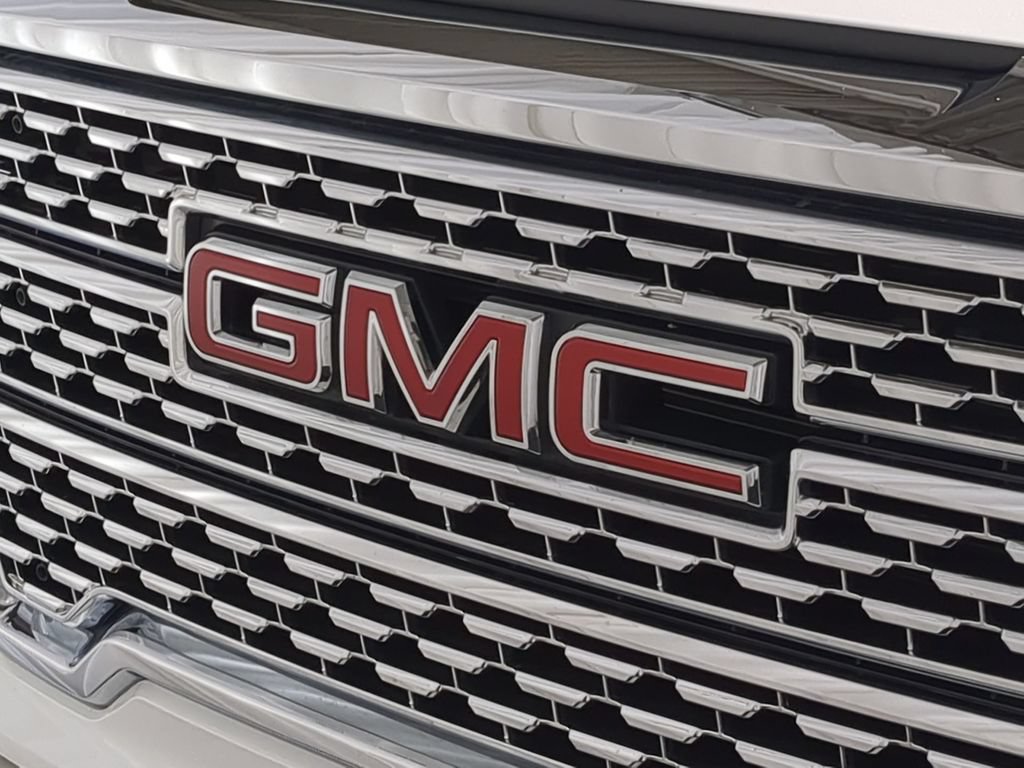 Used 2021 GMC Sierra 1500 Denali AWD/4WD image 15