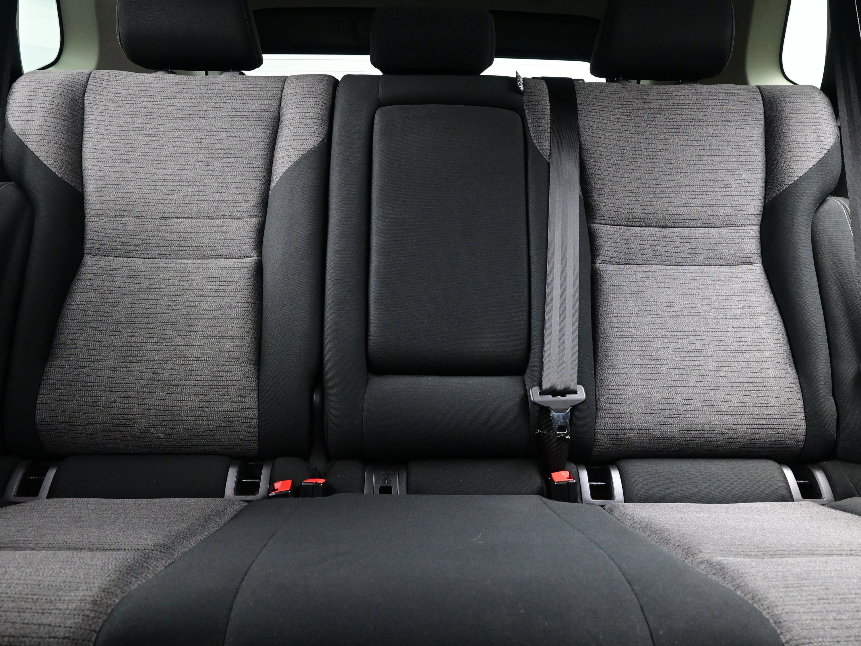 Used 2021 Nissan Rogue SV image 16