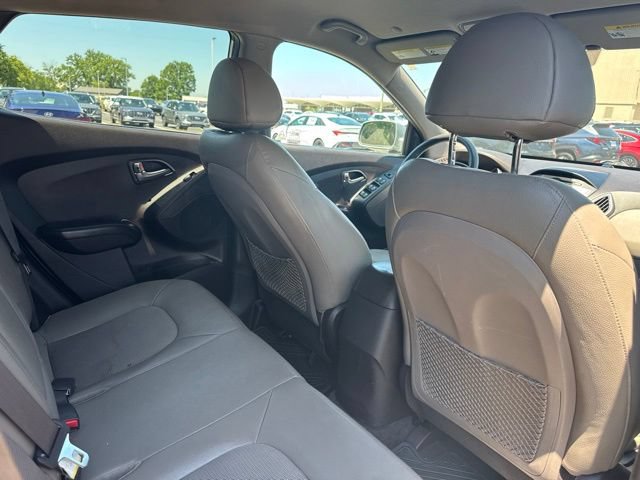 Used 2015 Hyundai Tucson GLS w/ Option Group 02 FWD image 9