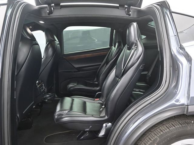 Used 2021 Tesla Model X Long Range image 13