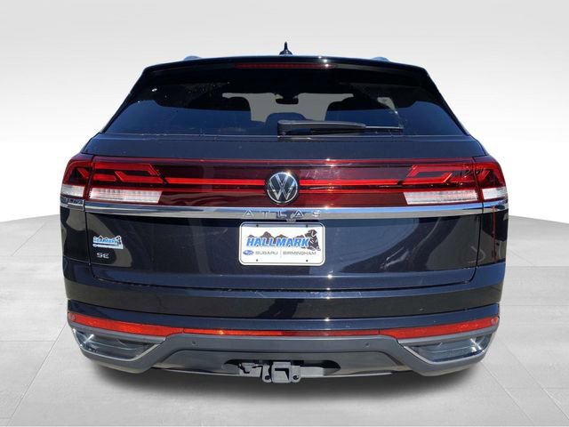 Used 2024 Volkswagen Atlas Cross Sport SE image 3