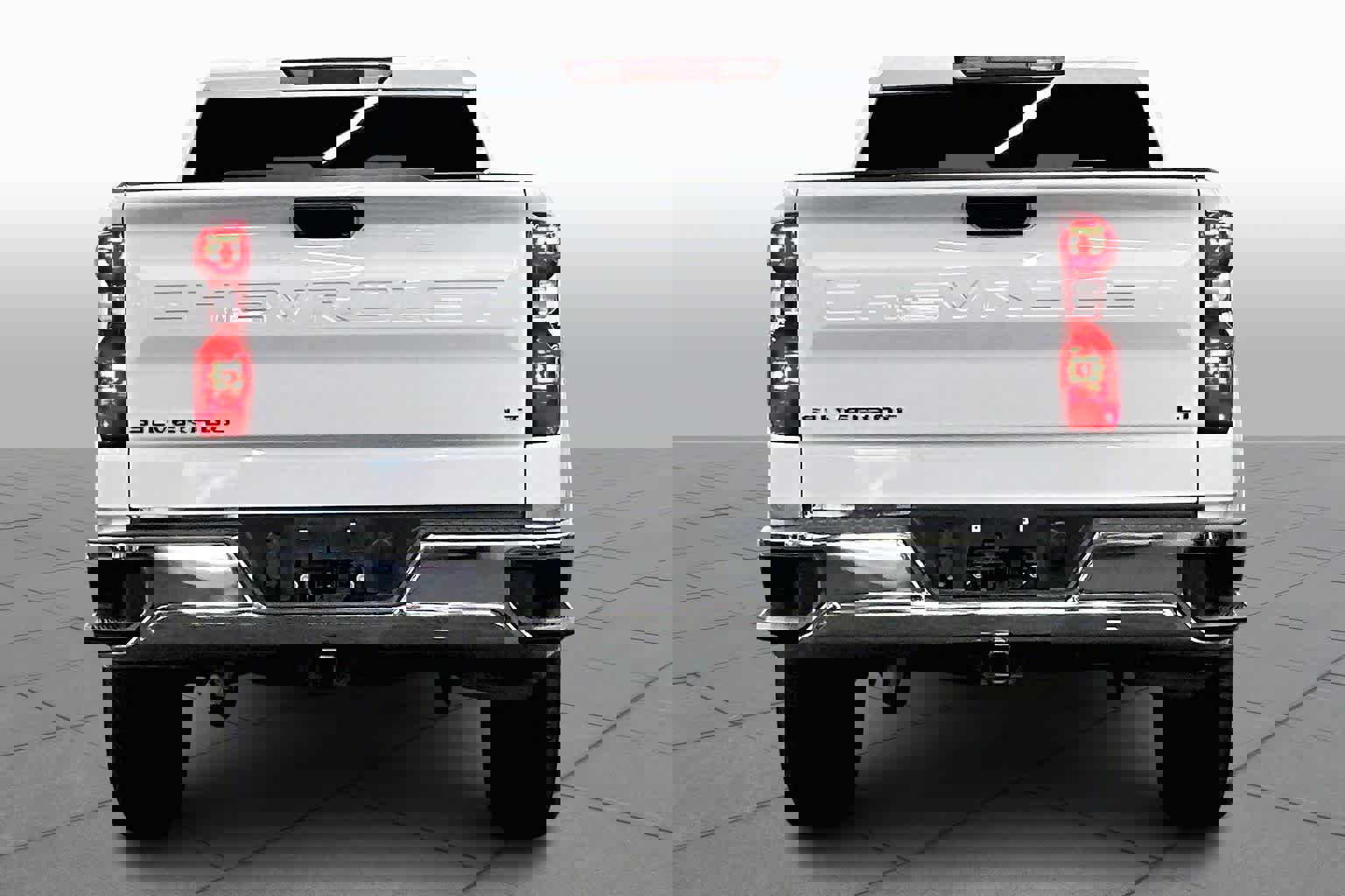 Used 2023 Chevrolet Silverado 1500 LT image 4