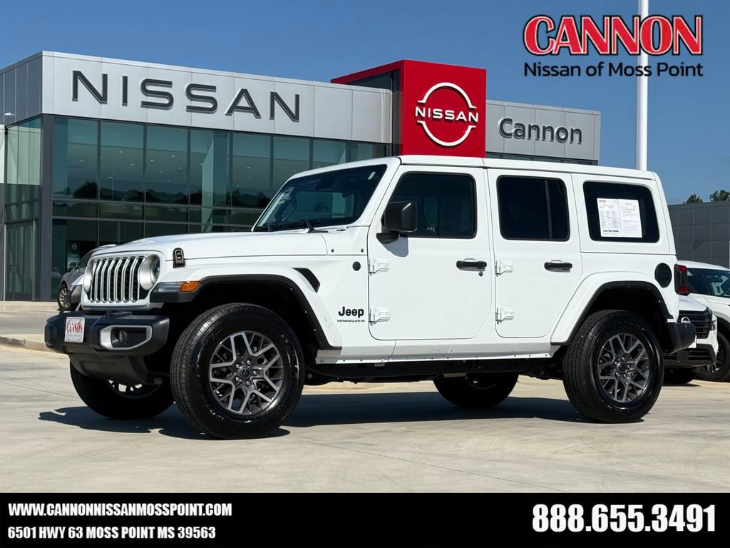 Used 2025 Jeep Wrangler Unlimited Sahara AWD/4WD image 1