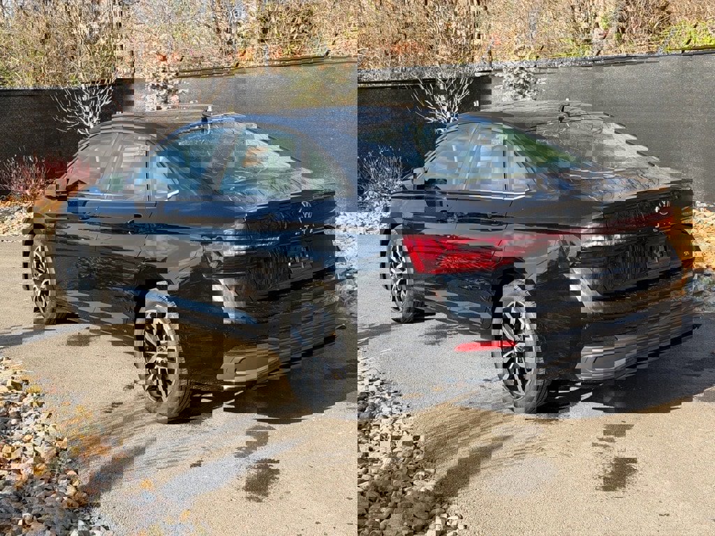 New 2025 Volkswagen Jetta SE image 3