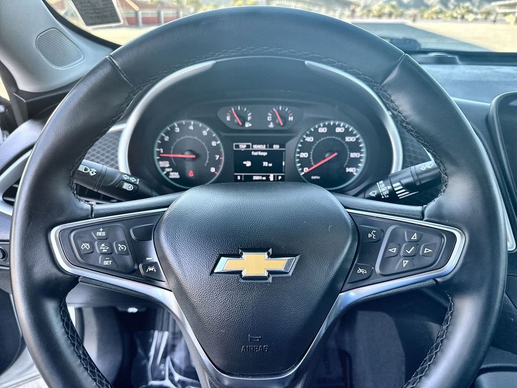 Used 2025 Chevrolet Malibu RS image 11