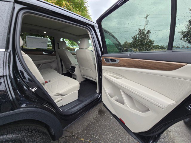 New 2026 Volkswagen Atlas SE image 13