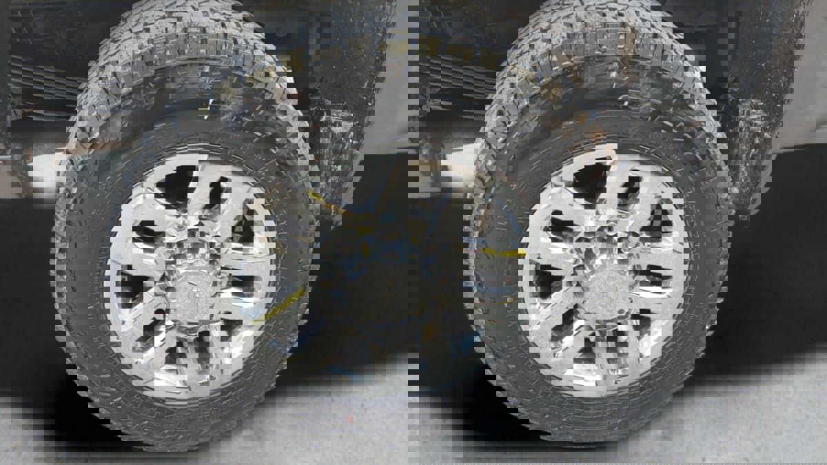 Used 2016 Chevrolet Silverado 2500 LT w/ LT Convenience Package image 21